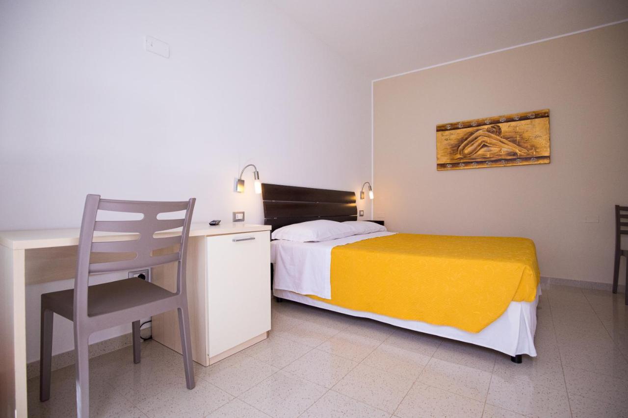 Donnosanto Residence ตอร์เรซานตาซาบีนา ภายนอก รูปภาพ