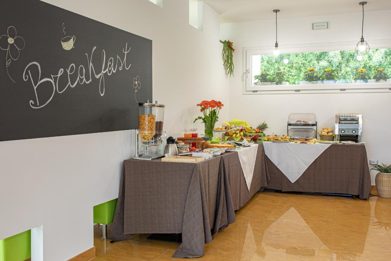 Donnosanto Residence ตอร์เรซานตาซาบีนา ภายนอก รูปภาพ